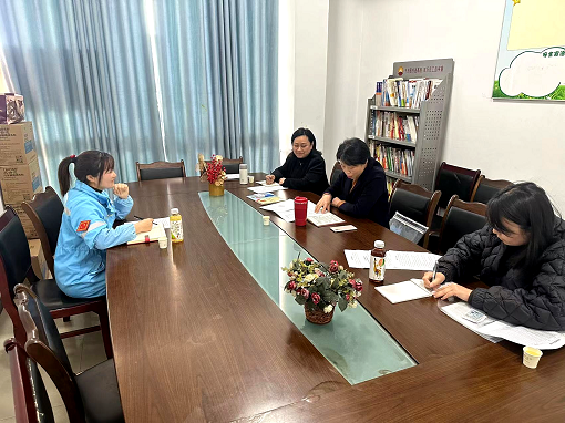中路能源公司開展第一季度安全承包點(diǎn)檢查暨財(cái)務(wù)、工會業(yè)務(wù)培訓(xùn)下基層活動.png